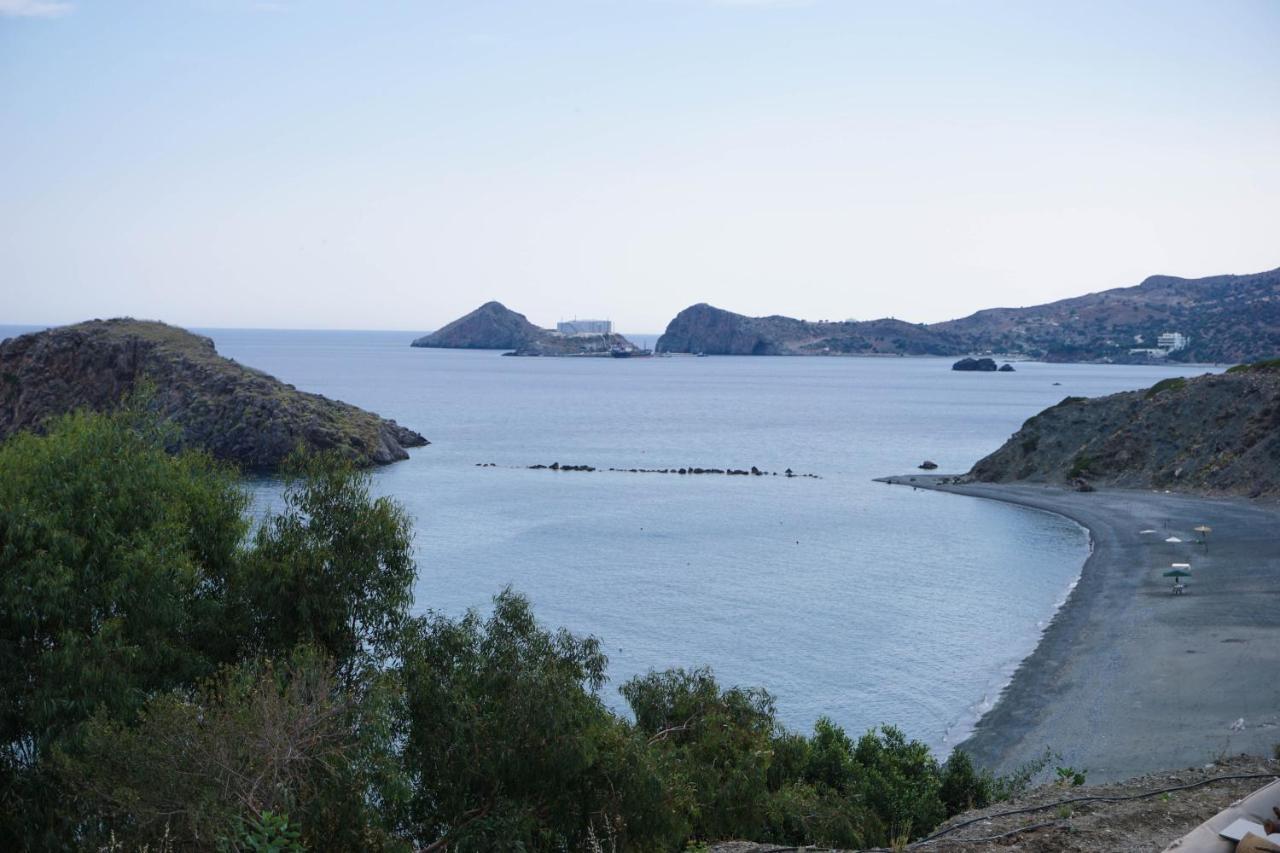 칼로이 리메네스 Porto Lassea 빌라 외부 사진